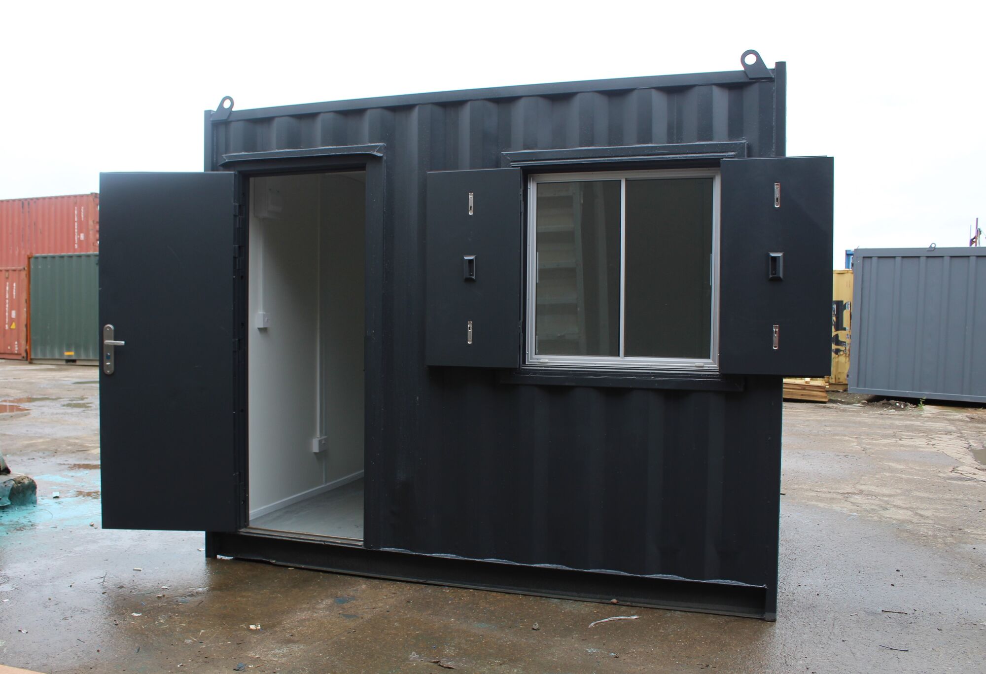 10Ft ModiBox Office3
