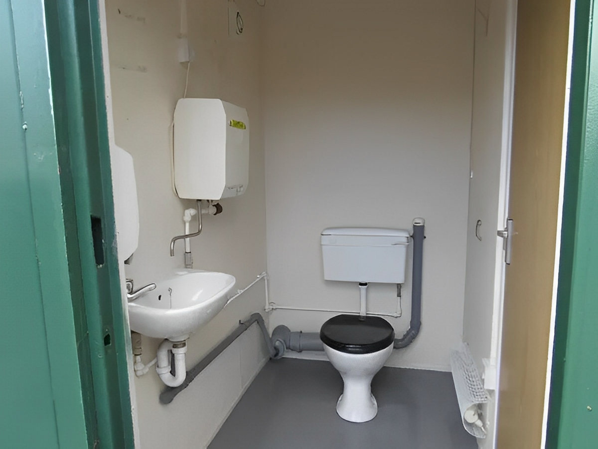 21 Steel Toilet Cabin 12Ft x 9Ft 8