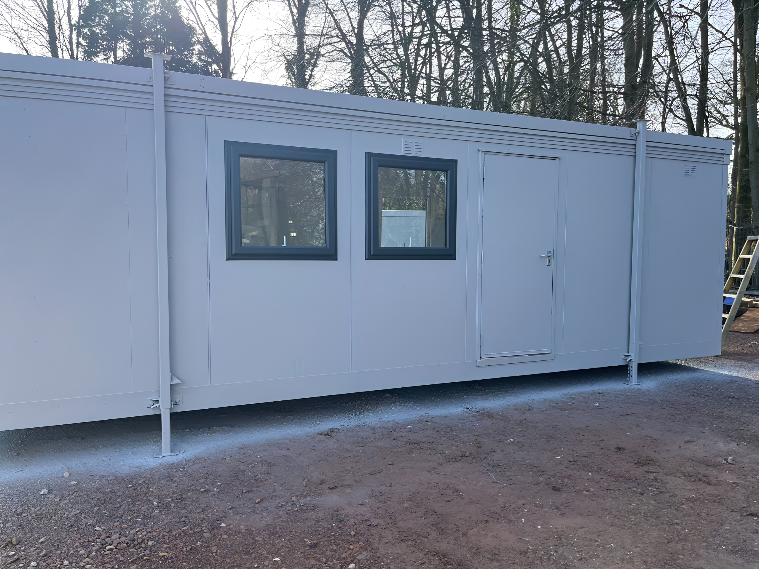 24ft x 10ft Jackleg Cabin1