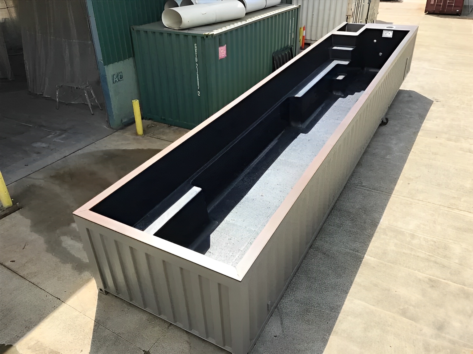 40FT Shipping Container Pool 4 768x576 1