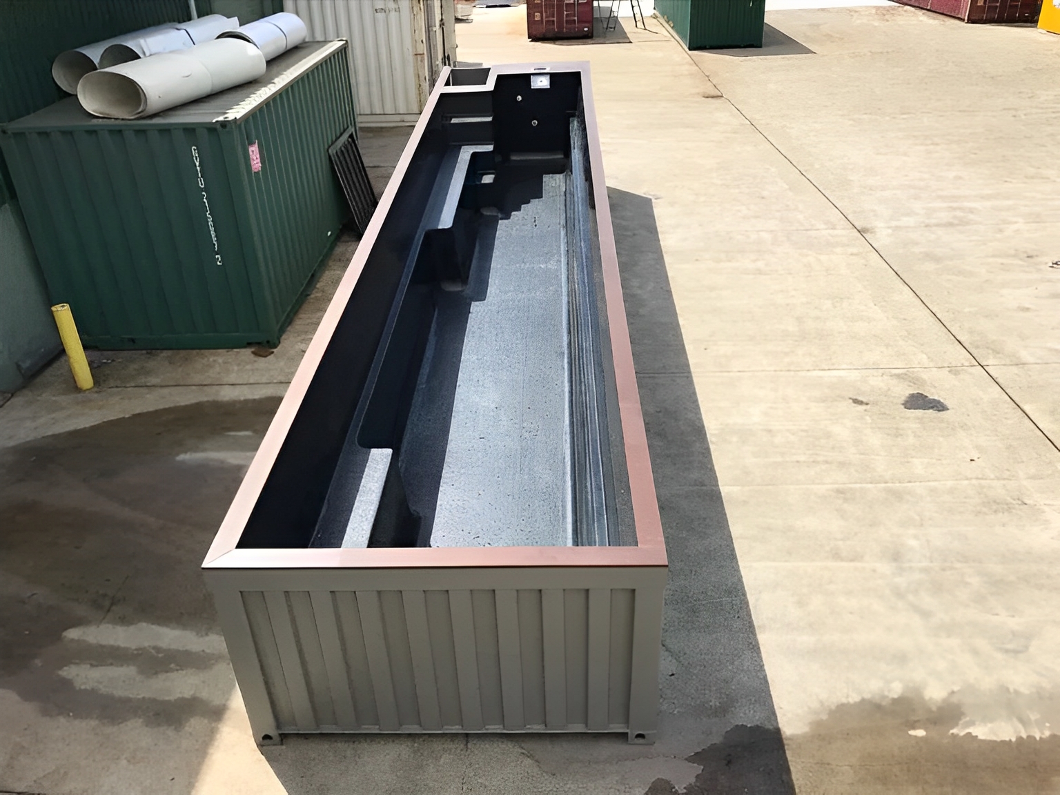 40FT Shipping Container Pool 5 768x576 1